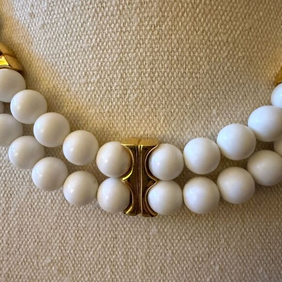 Napier Vintage Signed Double Strand White Lucite Beads with Gold Tone Accents. - Picture 2 of 4